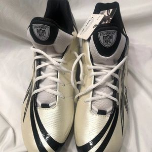 REEBOK BURNER SPEED LOW TOPS CLEATS BLK/PEARL WHT